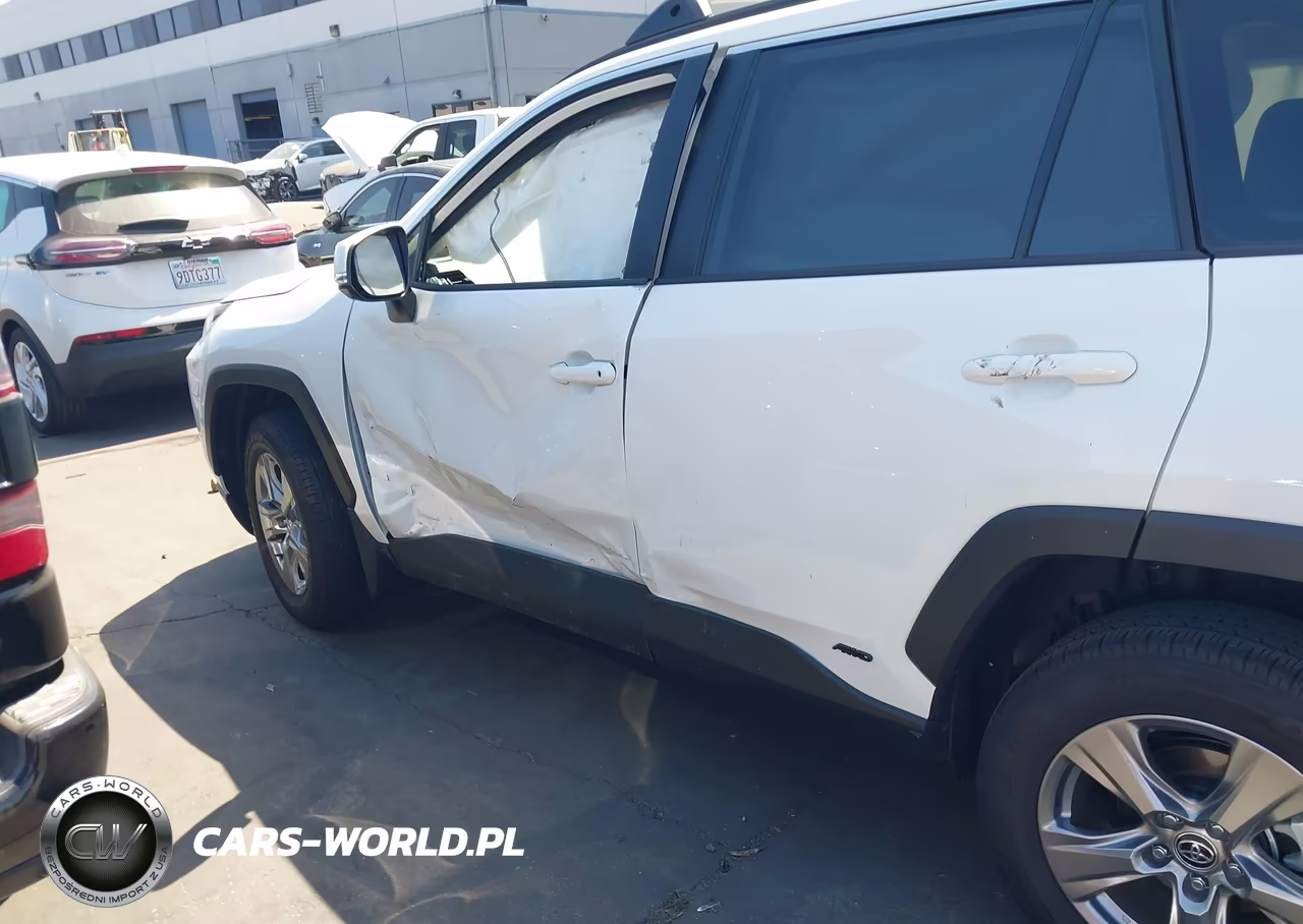 2025 Toyota Rav4 Hybrid Le VIN:JTMMWRFV6SD310172 - 14