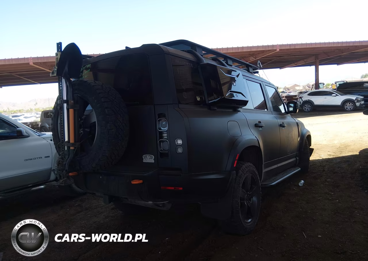 2023 Land Rover Defender 130 Se VIN:SALEPFEU9P2225749 - 4