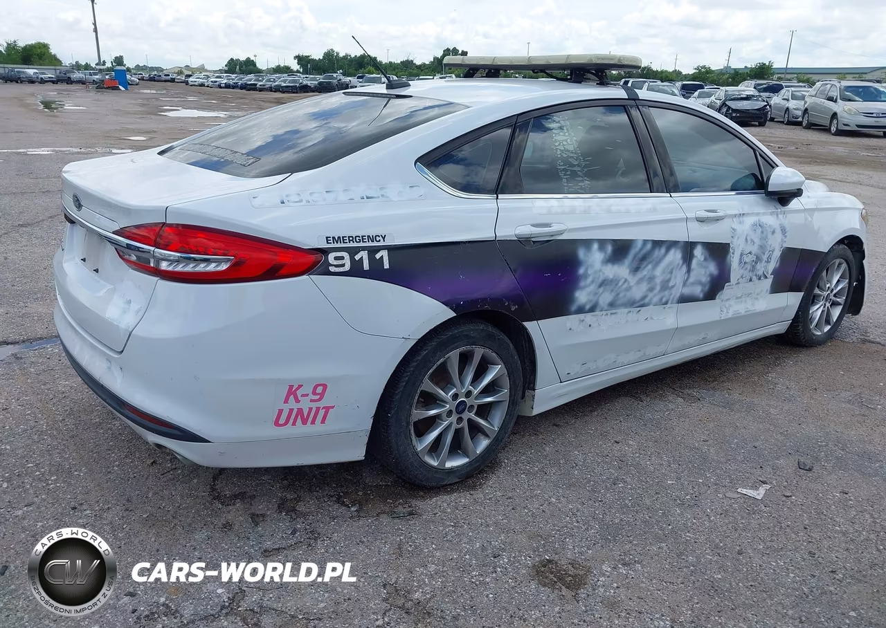 2017 Ford Fusion Hybrid S VIN:3FA6P0UU2HR349696 - 4