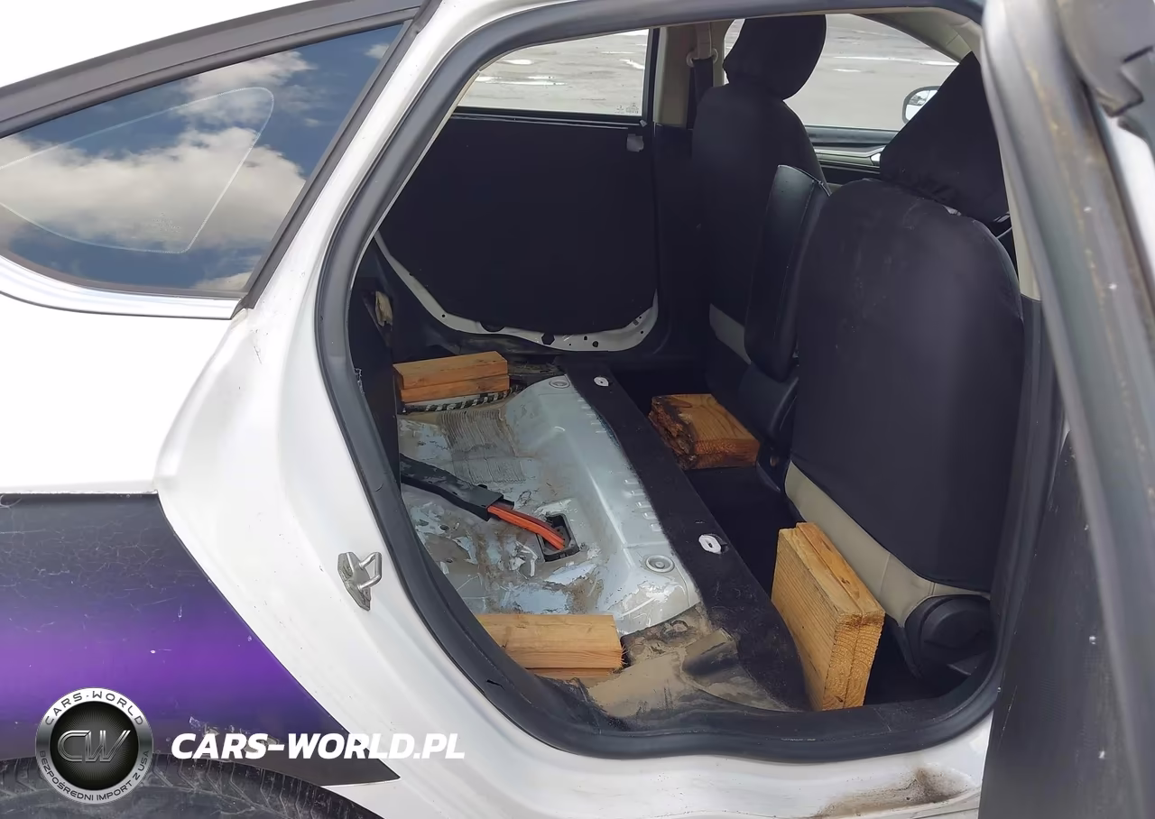 2017 Ford Fusion Hybrid S VIN:3FA6P0UU2HR349696 - 8