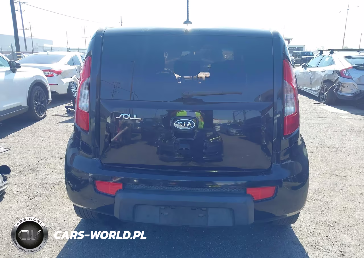 2012 Kia Soul + VIN:KNDJT2A62C7739084 - 17