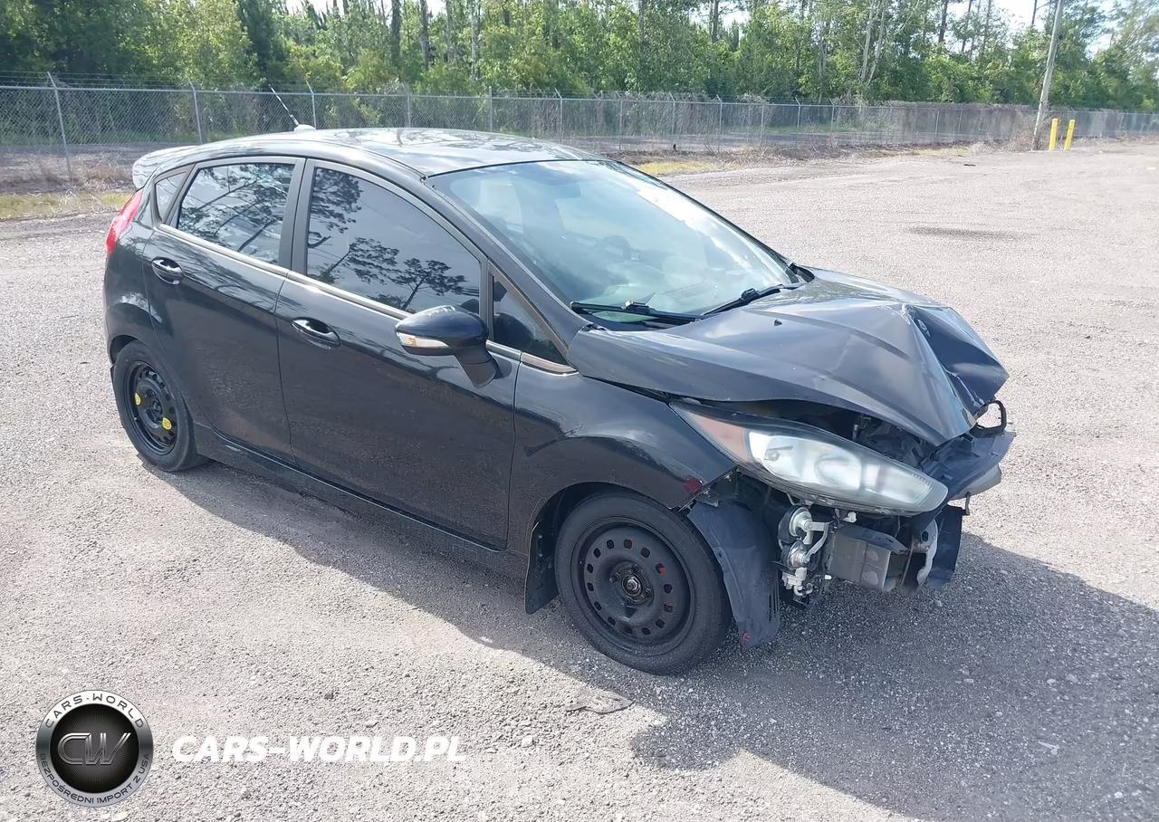 2016 Ford Fiesta St – zdjęcie 1 z 16