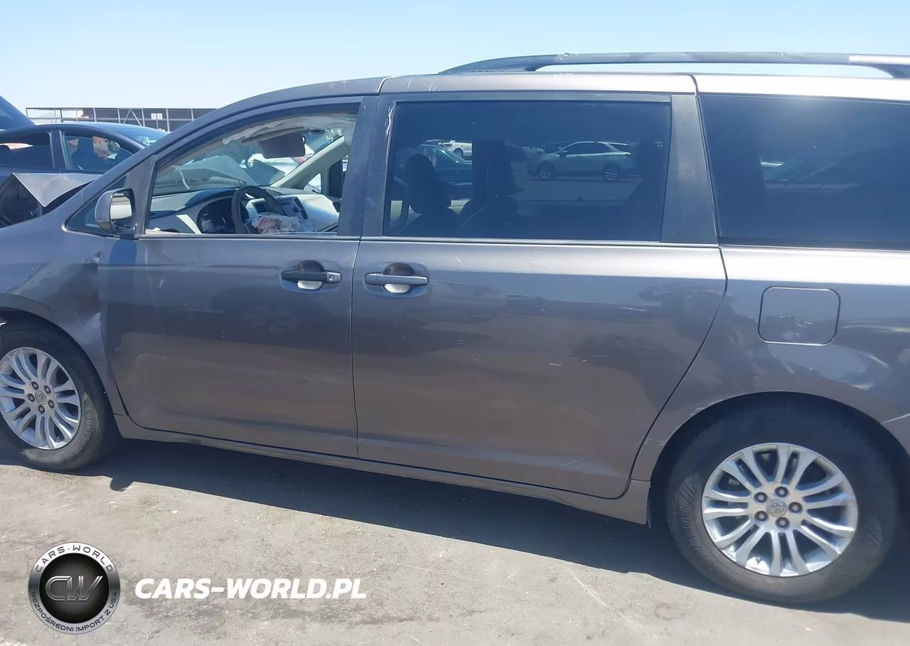 2013 Toyota Sienna Xle V6 8 Passenger VIN:5TDYK3DC7DS380394 - 15