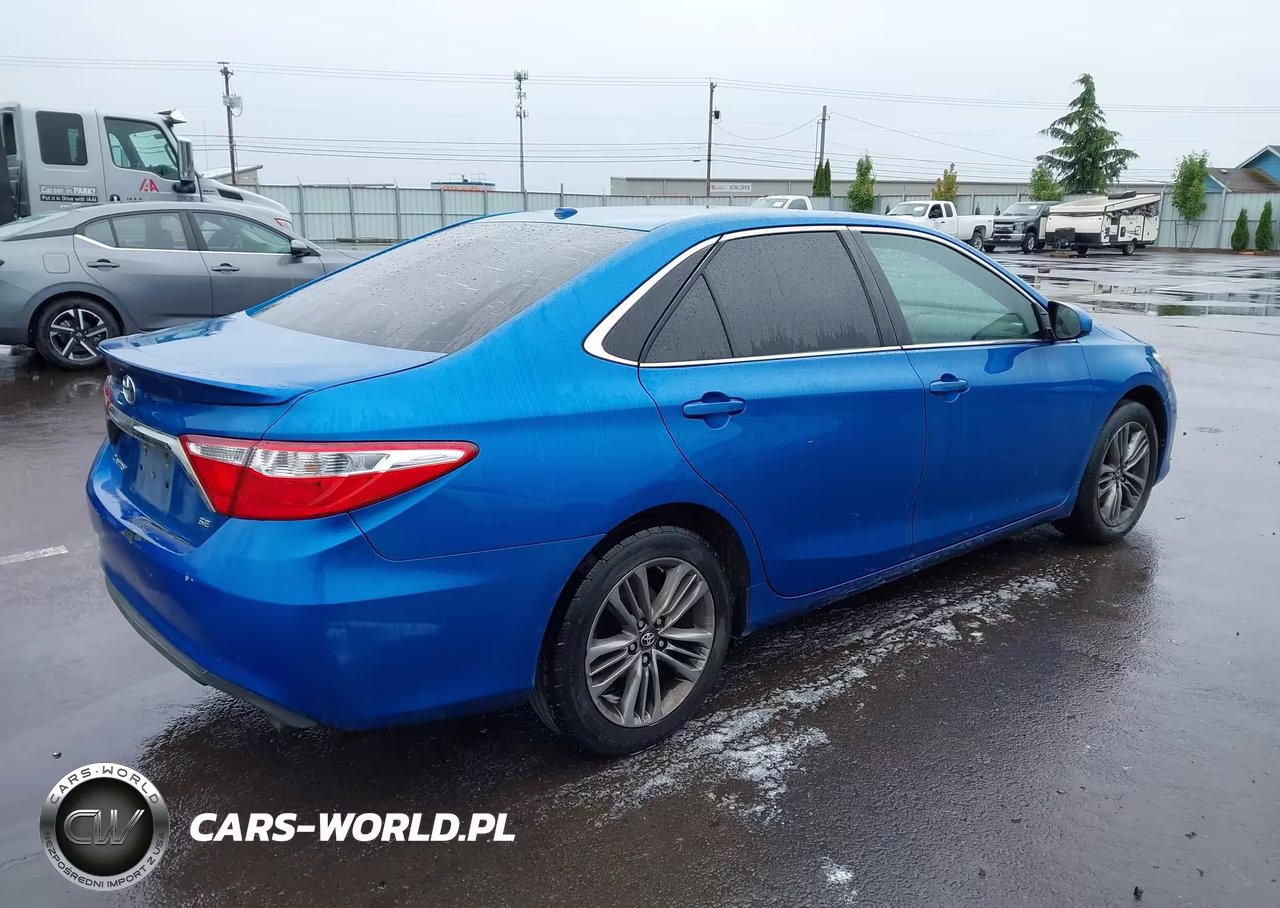 2017 Toyota Camry Se VIN:4T1BF1FK1HU696731 - 4
