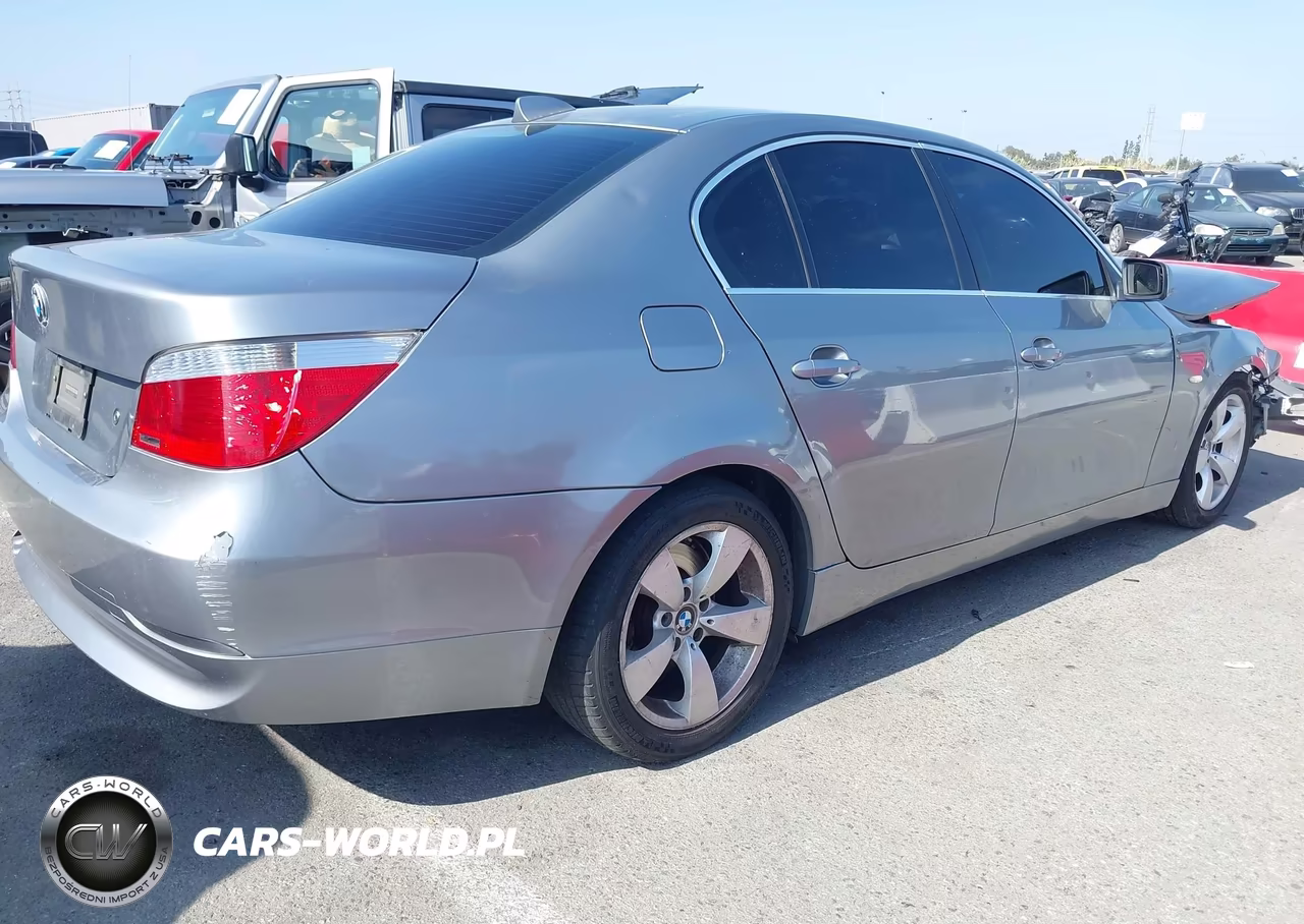 2007 BMW 530I VIN:WBANE73597CM54650 - 4