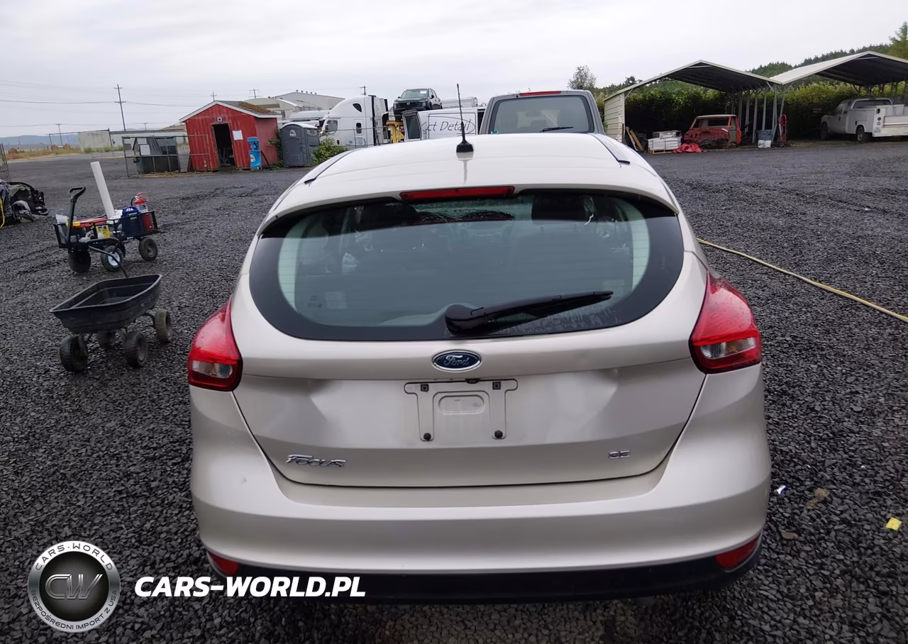 2017 Ford Focus Se VIN:1FADP3K20HL271427 - 16