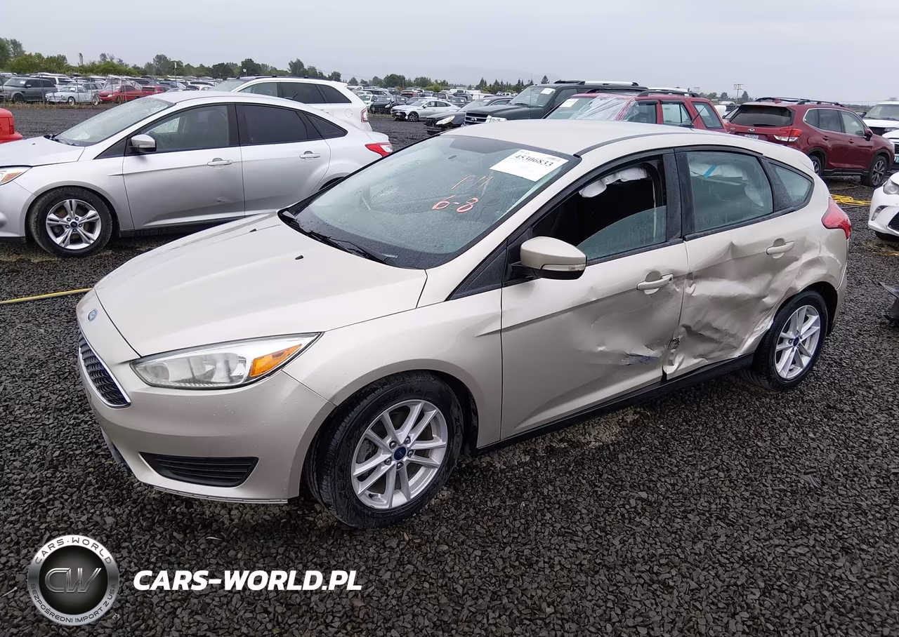 2017 Ford Focus Se VIN:1FADP3K20HL271427 - 2