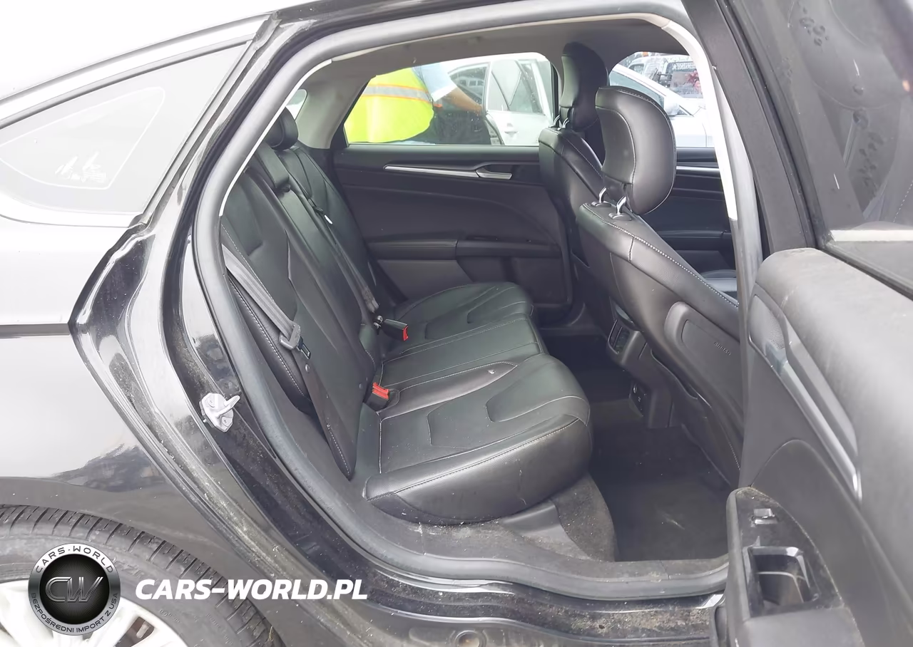 2014 Ford Fusion Energi Titanium VIN:3FA6P0SU7ER122115 - 8