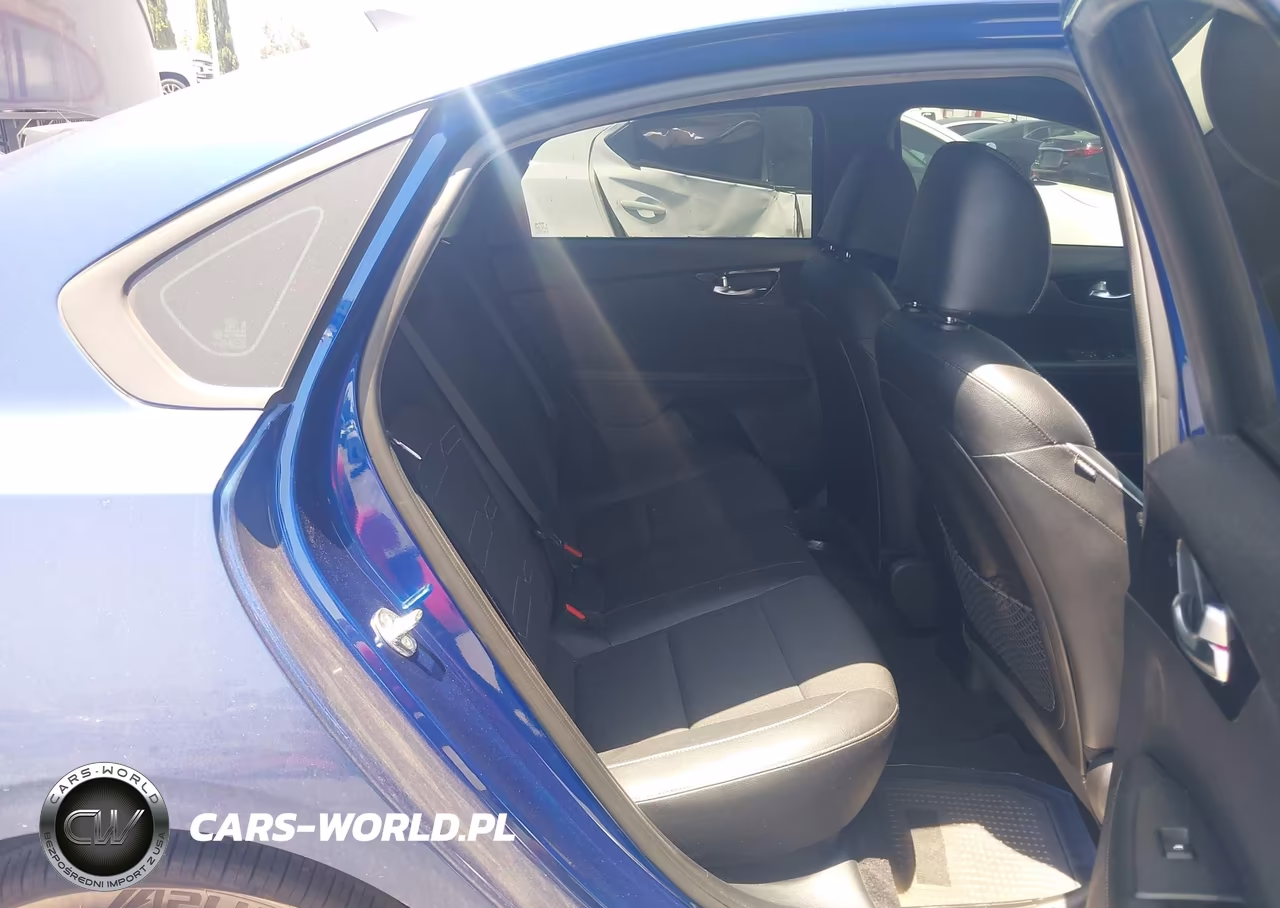 2021 Kia Forte Gt-Line VIN:3KPF34AD4ME303712 - 8