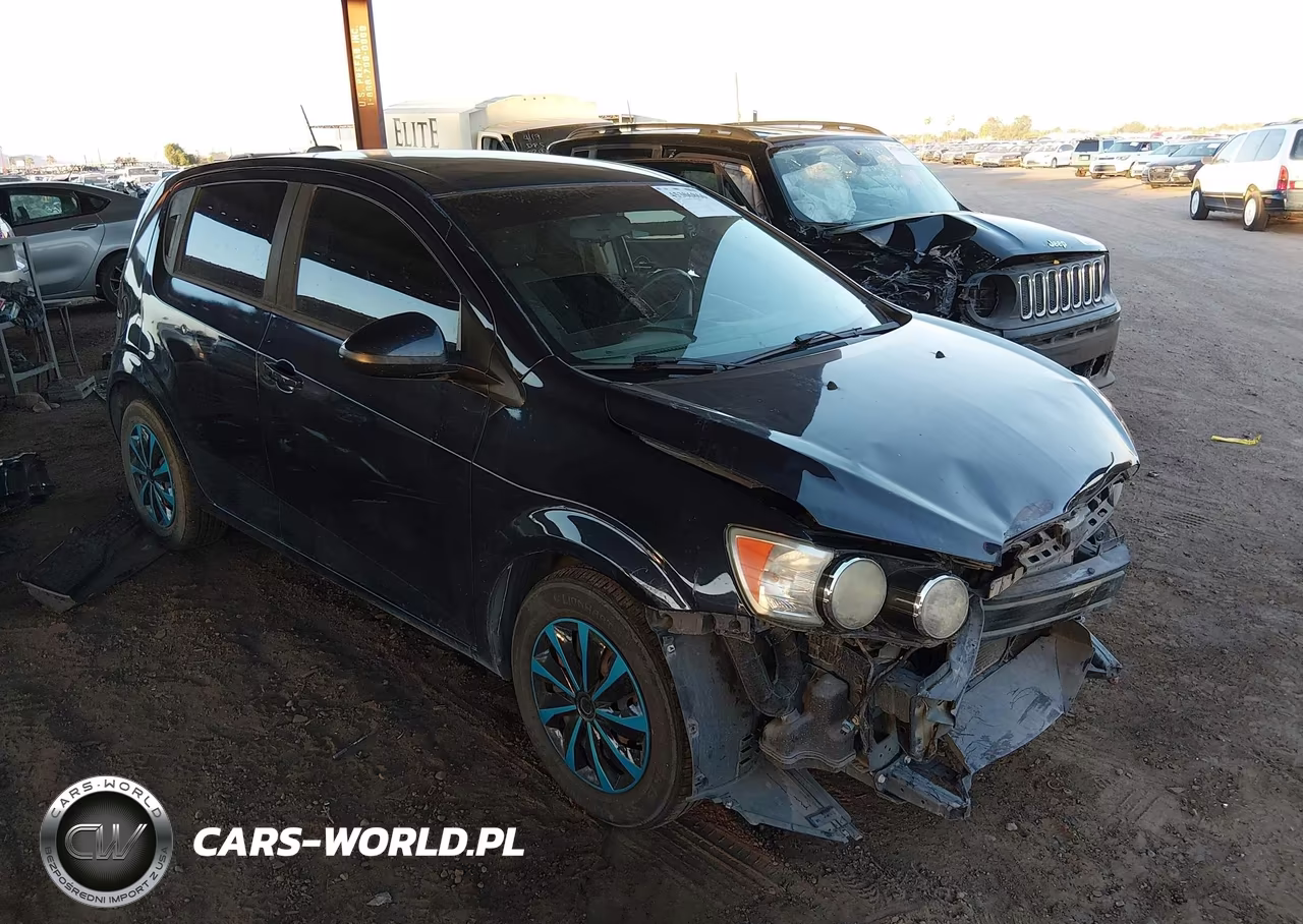 2015 Chevrolet Sonic Ls Auto – zdjęcie 1 z 17