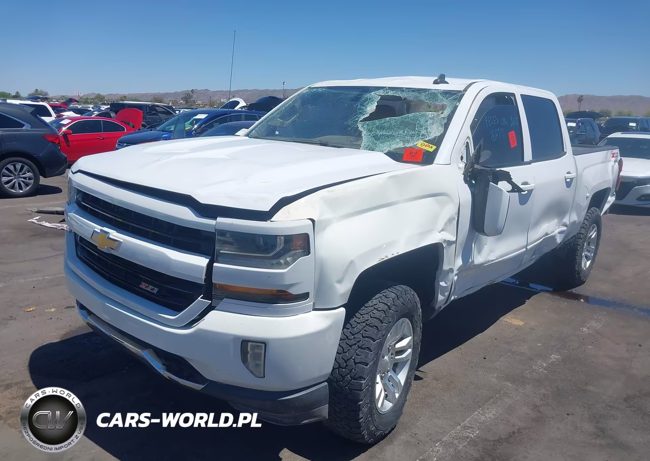 2018 Chevrolet Silverado 1500 2Lt VIN:3GCUKREC5JG131974 - 2