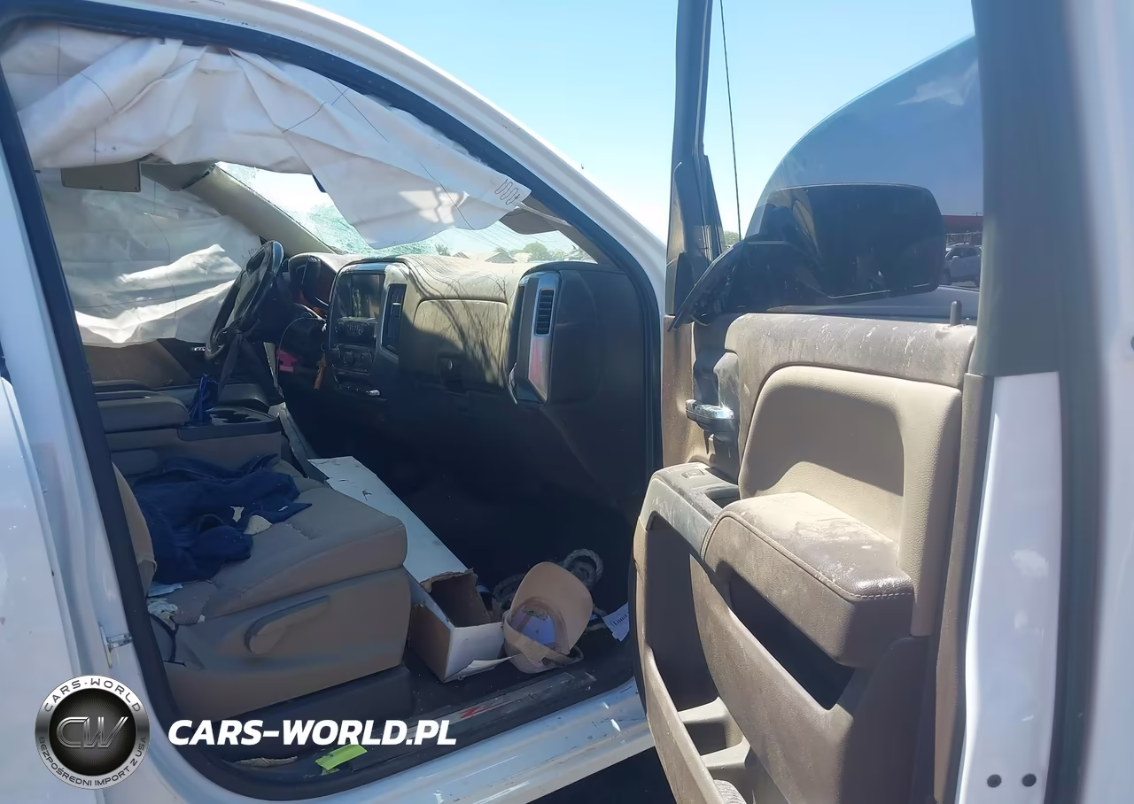 2018 Chevrolet Silverado 1500 2Lt VIN:3GCUKREC5JG131974 - 5