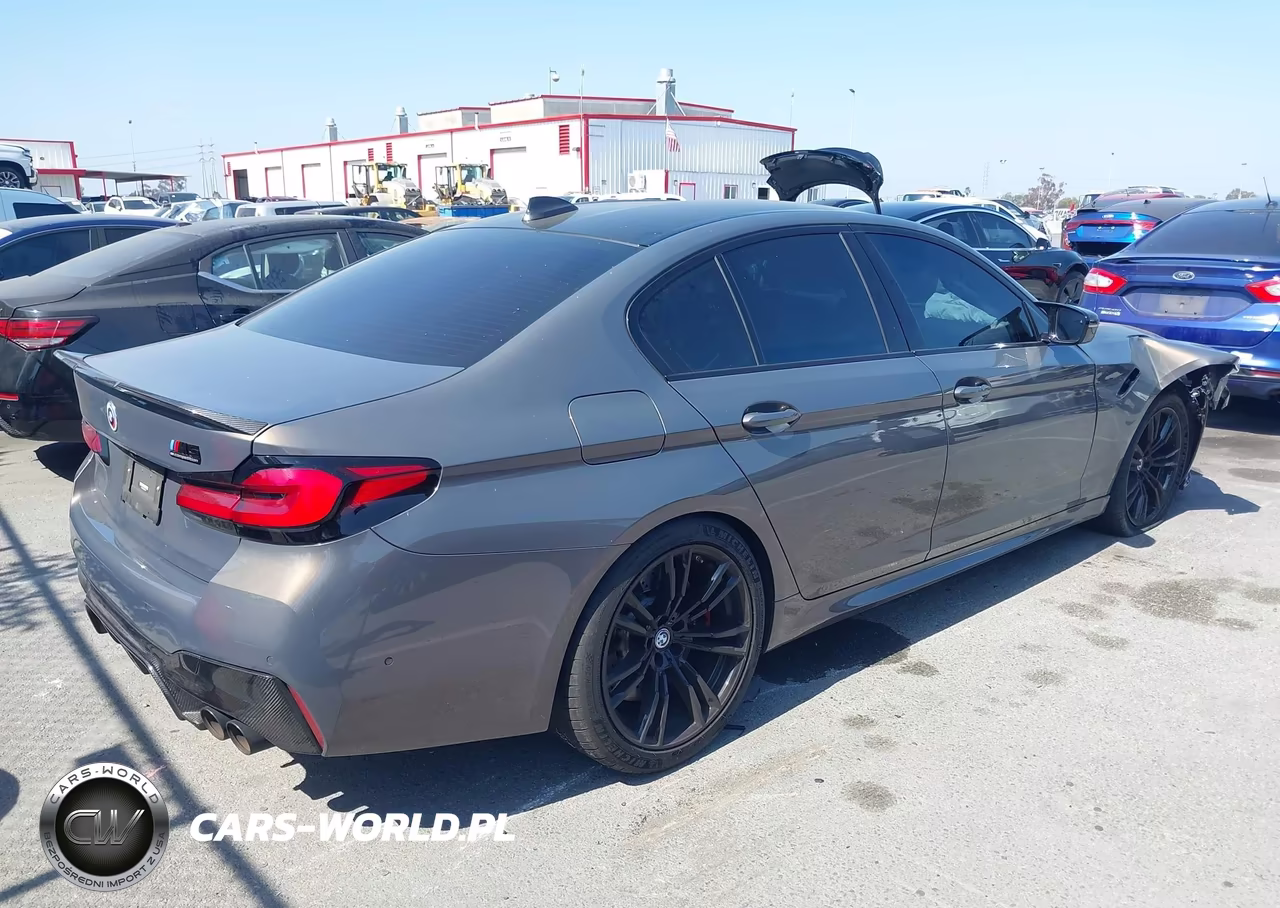 2022 BMW M5 VIN:WBS83CH03NCK94802 - 4