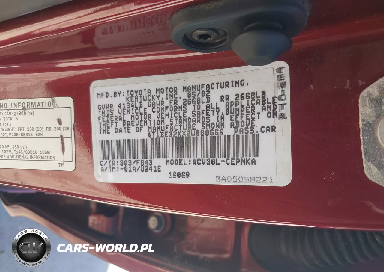 2002 Toyota Camry Le VIN:4T1BE32KX2U080666 - 9