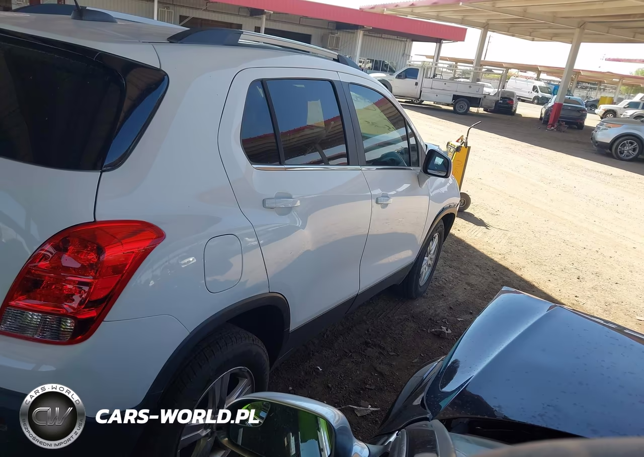 2016 Chevrolet Trax Lt VIN:3GNCJPSB3GL255263 - 4