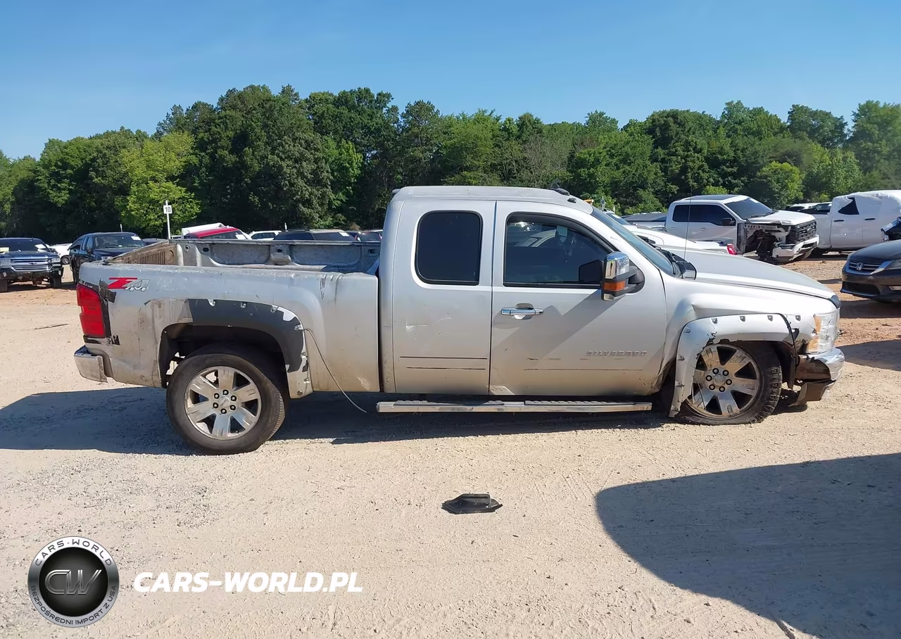 2011 Chevrolet Silverado 1500 Lt VIN:1GCRKSE33BZ379784 - 13
