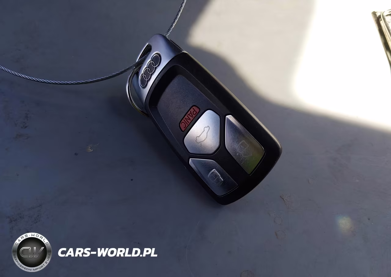 2017 Audi A4 Premium VIN:WAUANAF45HN009665 - 11