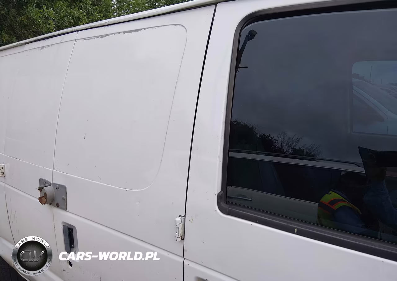2005 Ford E-250 Commercial-Recreational VIN:1FTNE24W15HB18326 - 13