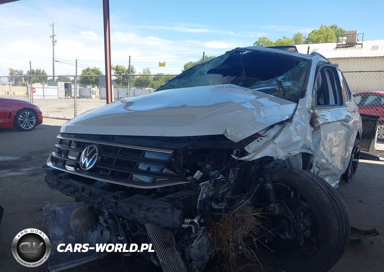 2023 Volkswagen Tiguan 2.0T Se R-Line Black VIN:3VVCB7AX3PM103689 - 2