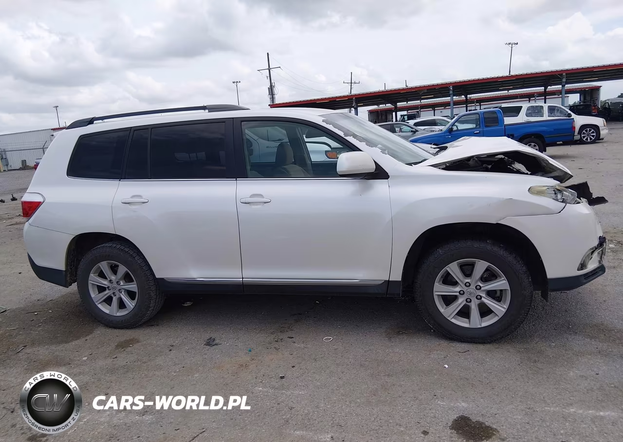 2013 Toyota Highlander Base Plus V6 VIN:5TDZK3EH8DS094617 - 13