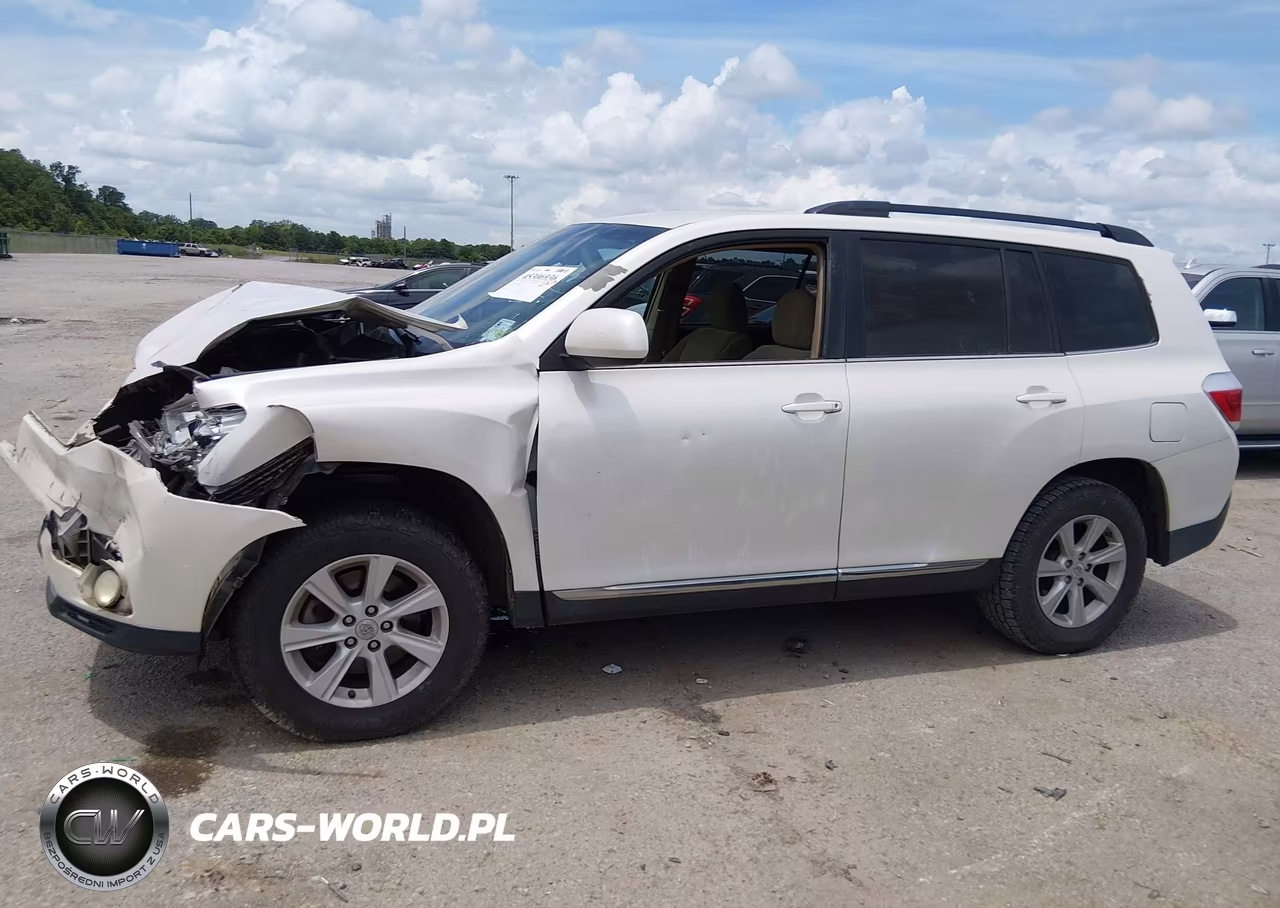 2013 Toyota Highlander Base Plus V6 VIN:5TDZK3EH8DS094617 - 14