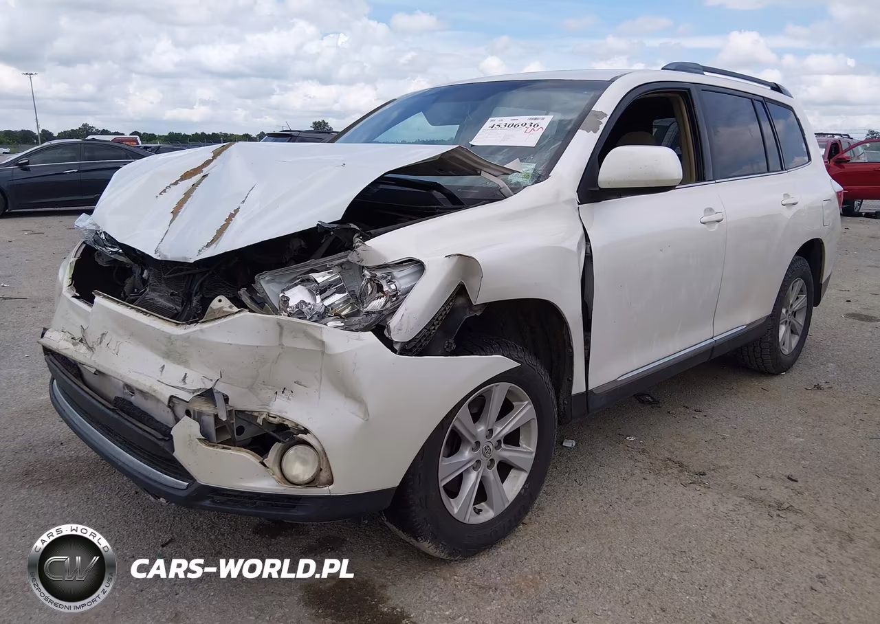 2013 Toyota Highlander Base Plus V6 VIN:5TDZK3EH8DS094617 - 2