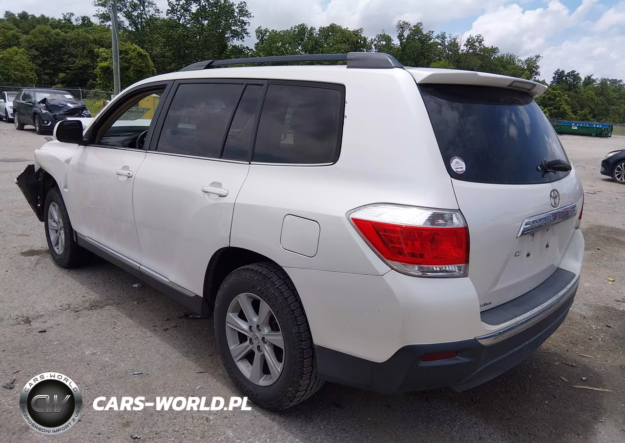 2013 Toyota Highlander Base Plus V6 VIN:5TDZK3EH8DS094617 - 3
