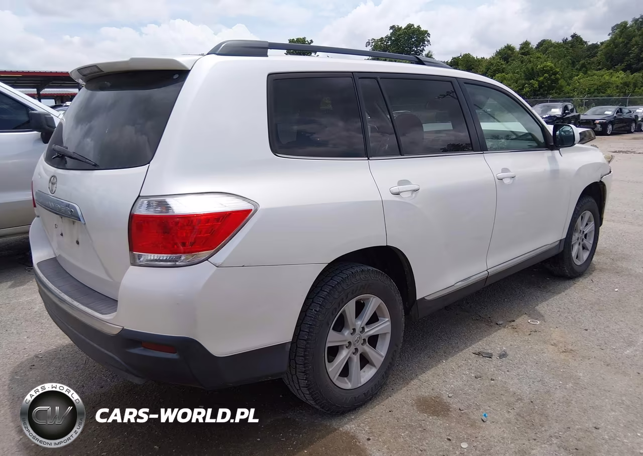 2013 Toyota Highlander Base Plus V6 VIN:5TDZK3EH8DS094617 - 4