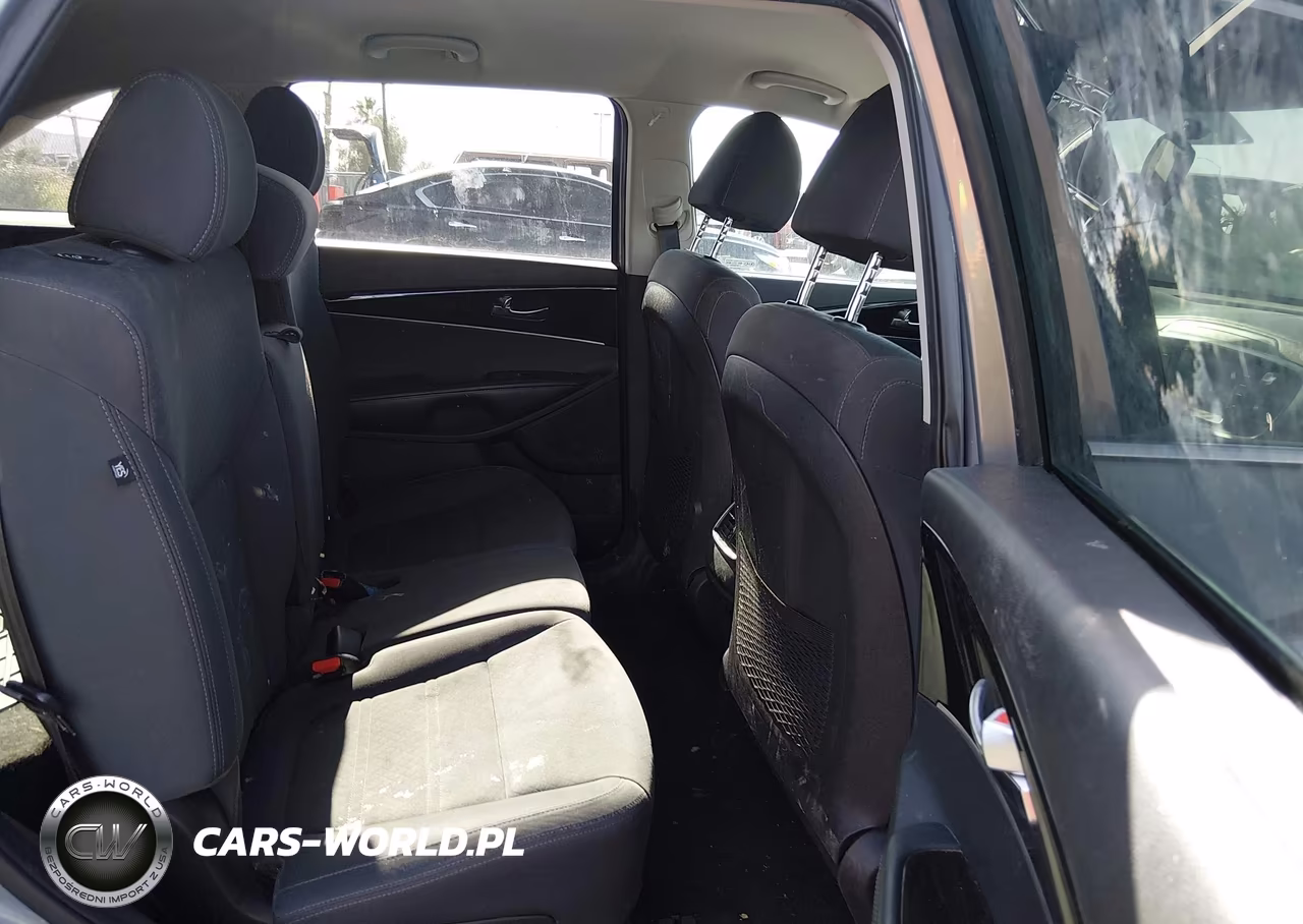 2020 Kia Sorento 2.4L Lx VIN:5XYPG4A32LG642549 - 8