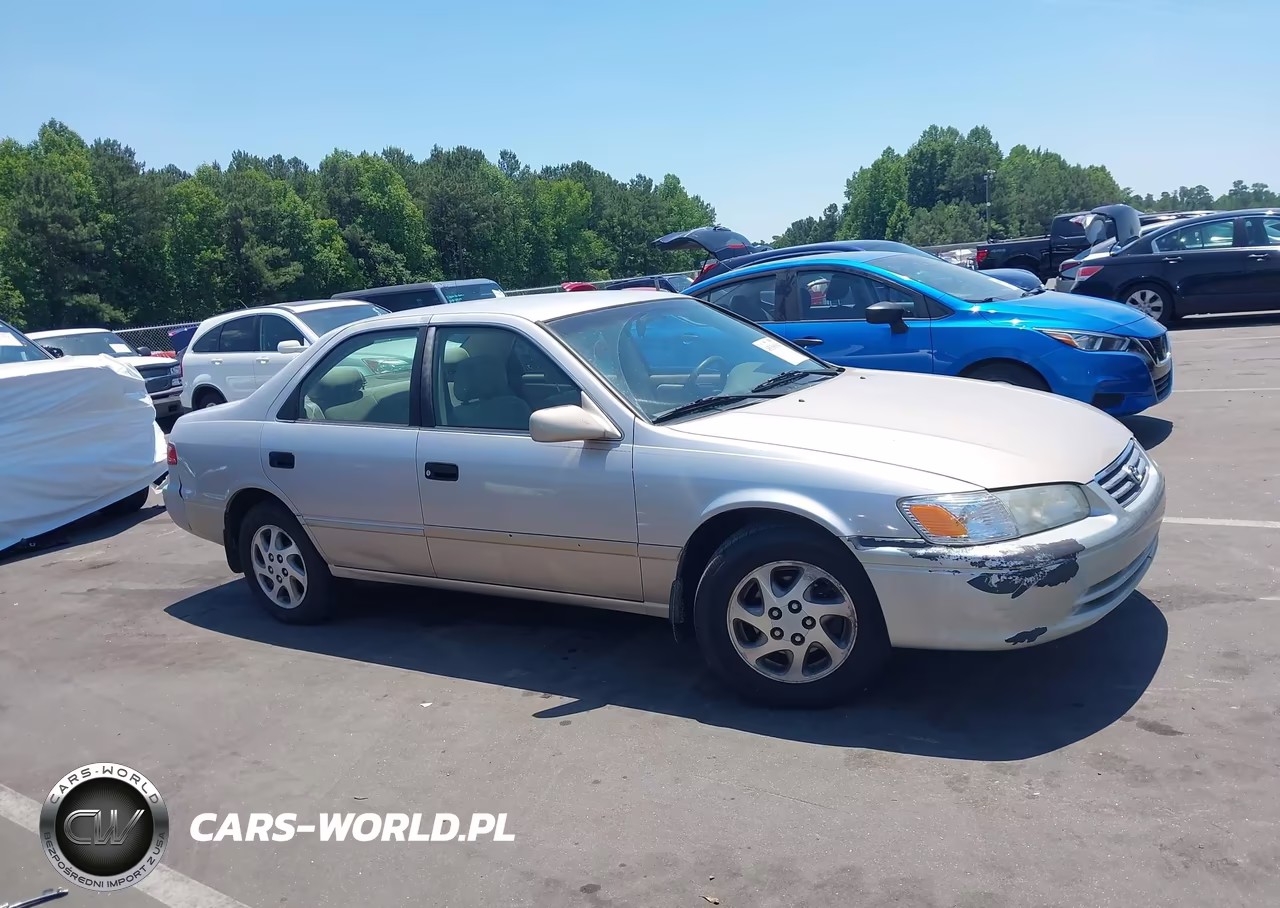 2000 Toyota Camry Le VIN:4T1BG22K9YU948041 - 13