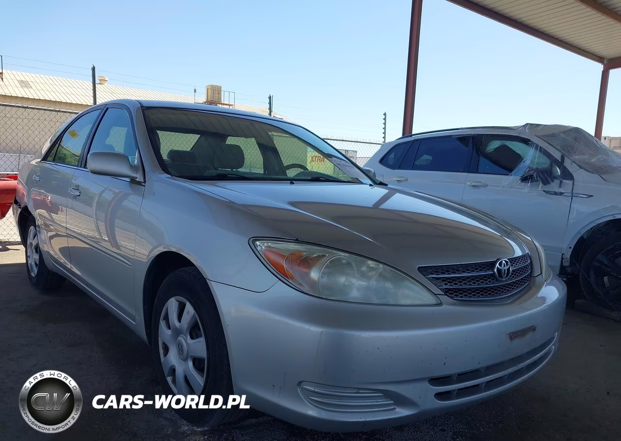 2003 Toyota Camry Le – zdjęcie 1 z 16