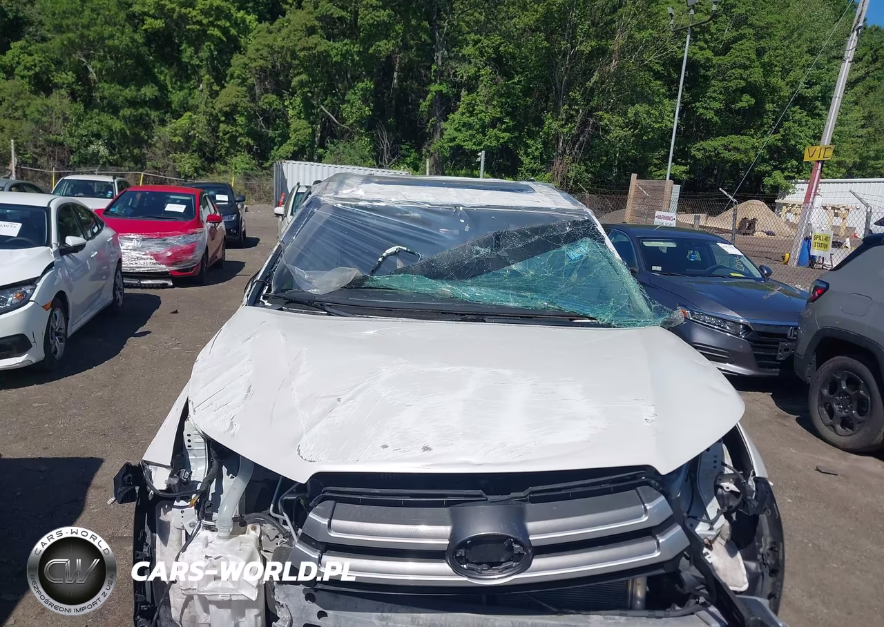 2019 Toyota Highlander Xle VIN:5TDJZRFH4KS614416 - 6
