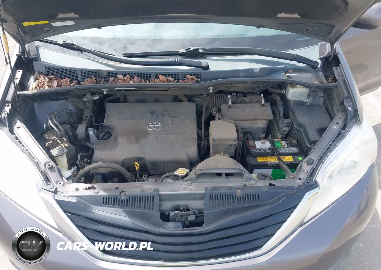 2012 Toyota Sienna Le 7 Passenger VIN:5TDJK3DC6CS041982 - 10
