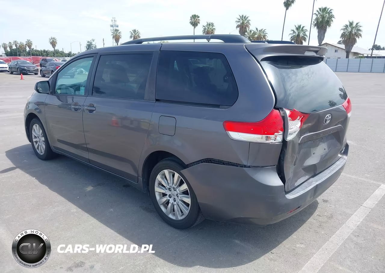2012 Toyota Sienna Le 7 Passenger VIN:5TDJK3DC6CS041982 - 3