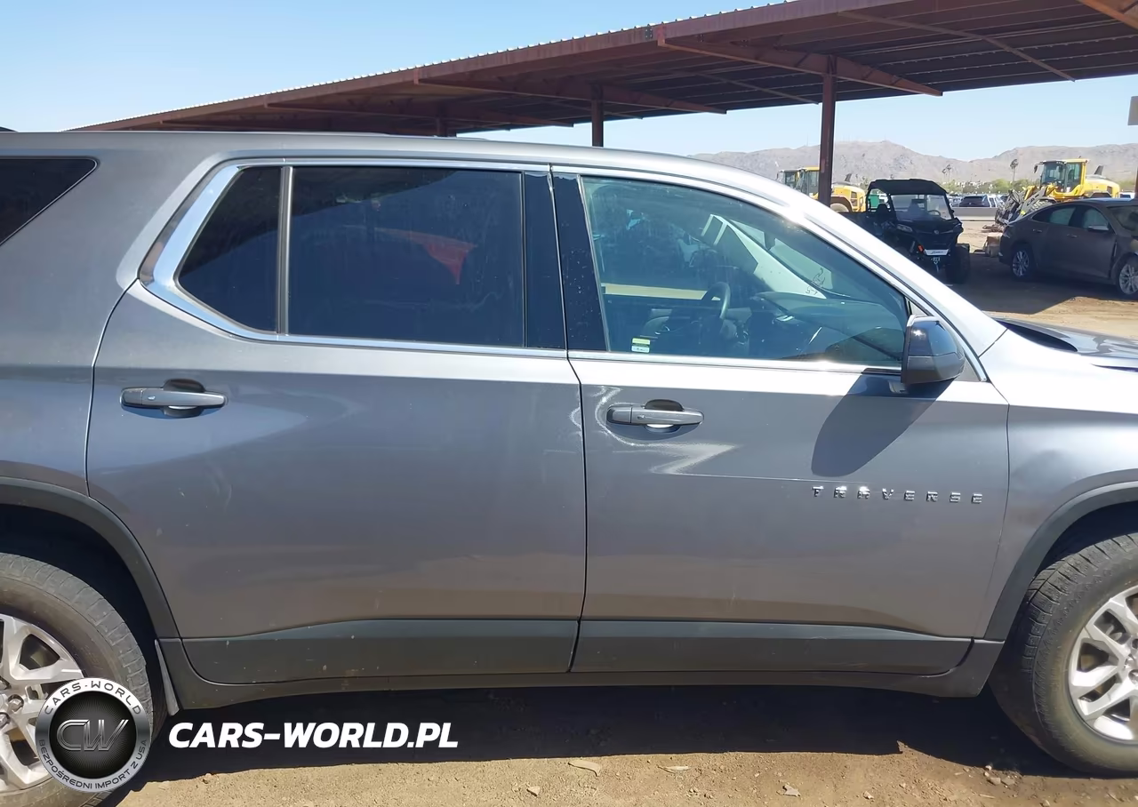 2021 Chevrolet Traverse Fwd Ls VIN:1GNERFKW0MJ228877 - 13