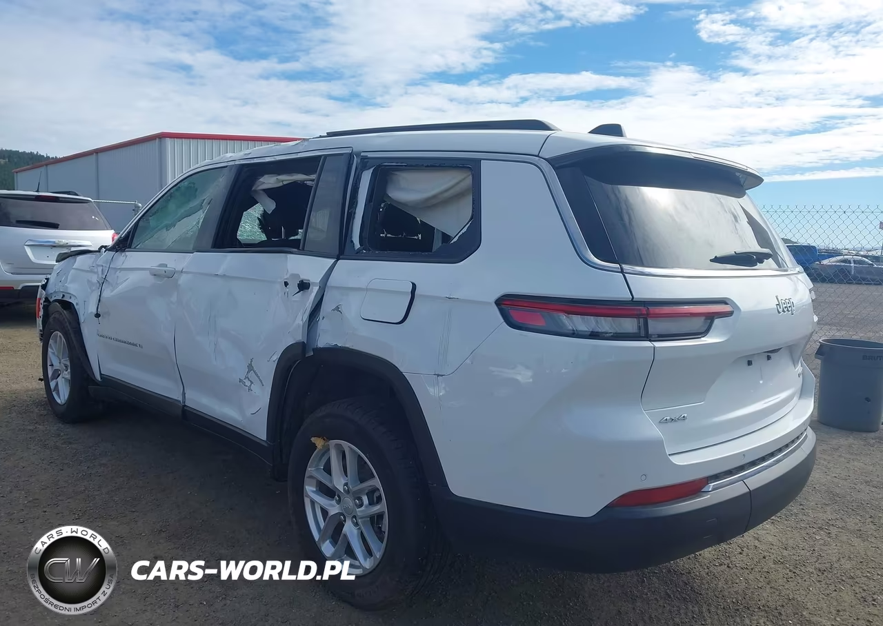 2025 Jeep Grand Cherokee L Laredo X 4X4 VIN:1C4RJKAG0S8739465 - 13