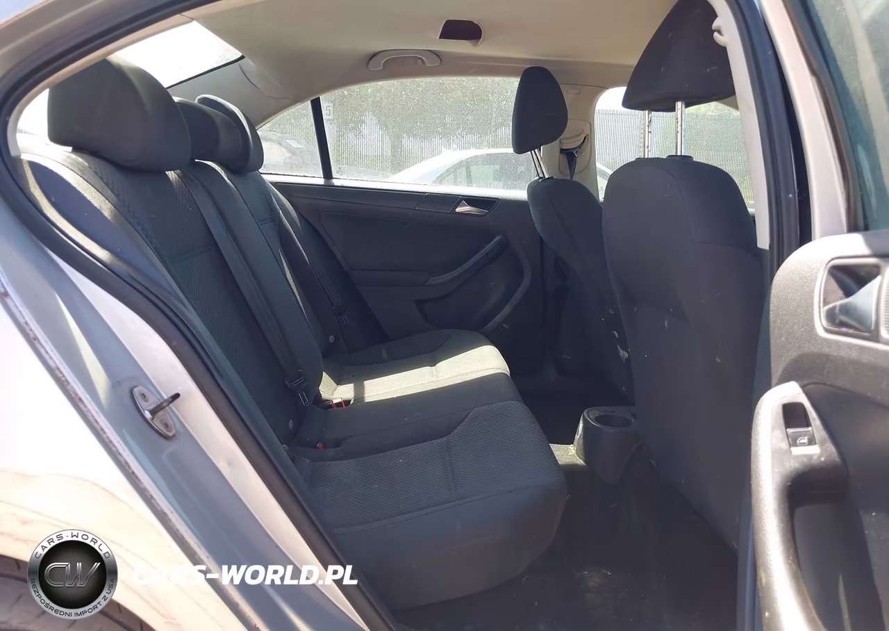 2011 Volkswagen Jetta 2.0L S VIN:3VW2K7AJ3BM361593 - 8