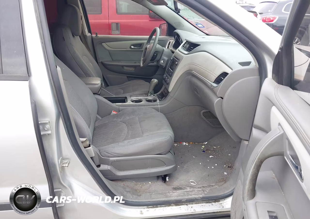 2014 Chevrolet Traverse Ls VIN:1GNKRFKD8EJ270376 - 5