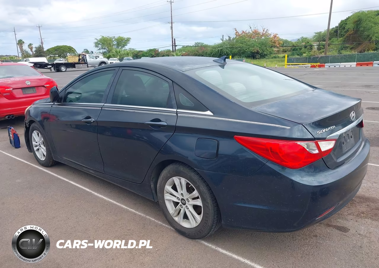 2011 Hyundai Sonata Gls VIN:5NPEB4AC8BH004688 - 3