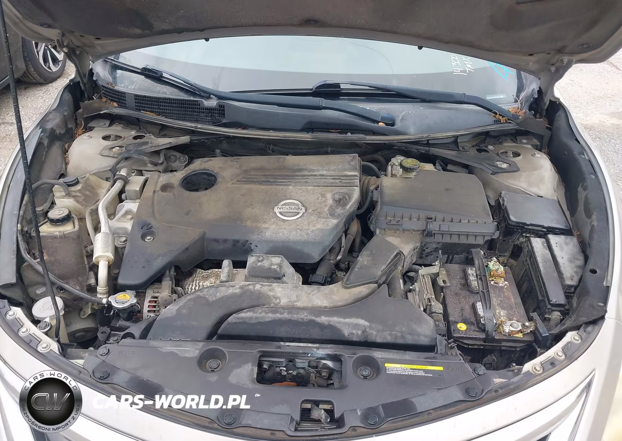2015 Nissan Altima 2.5 S VIN:1N4AL3AP5FC143001 - 10