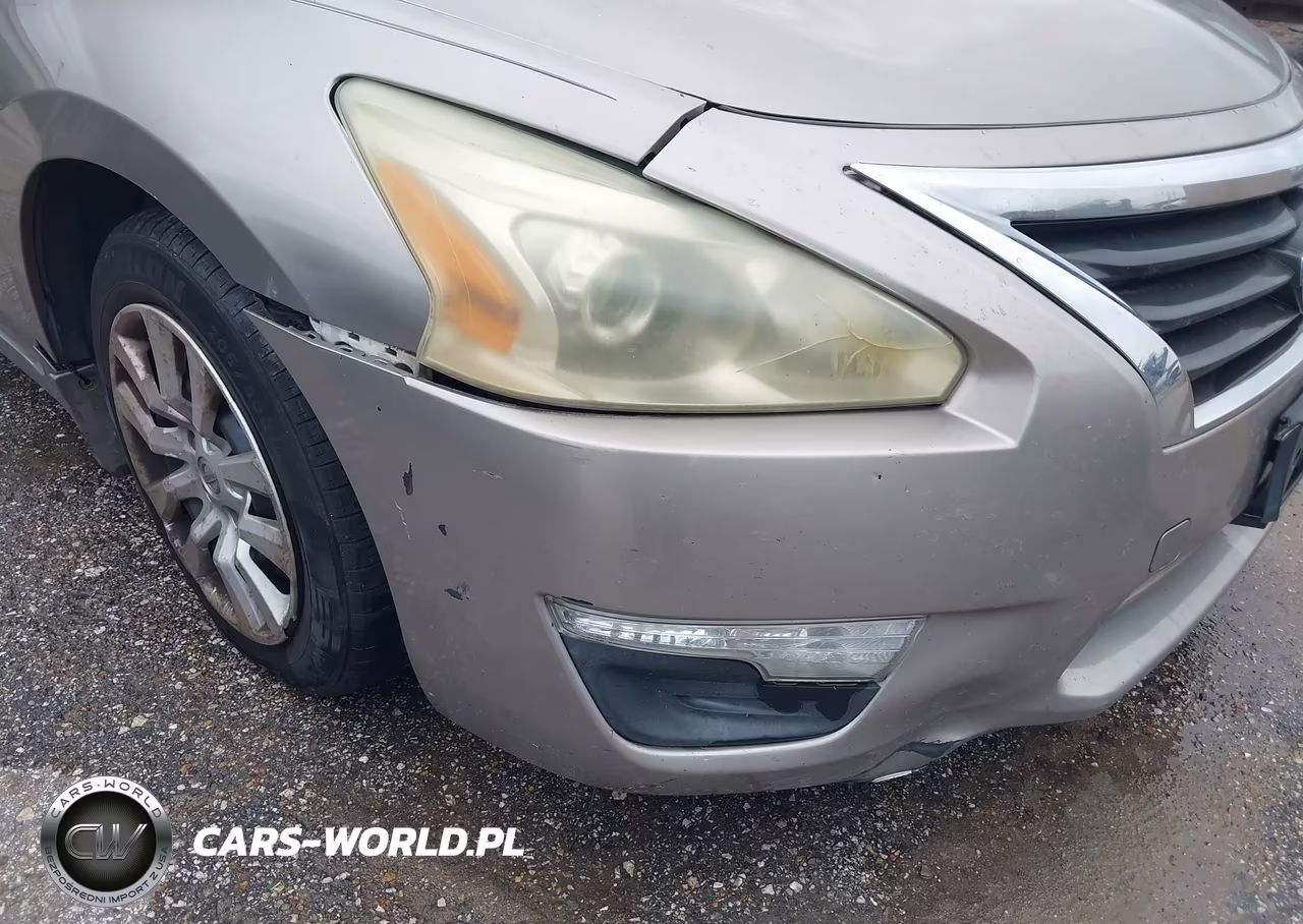 2015 Nissan Altima 2.5 S VIN:1N4AL3AP5FC143001 - 12