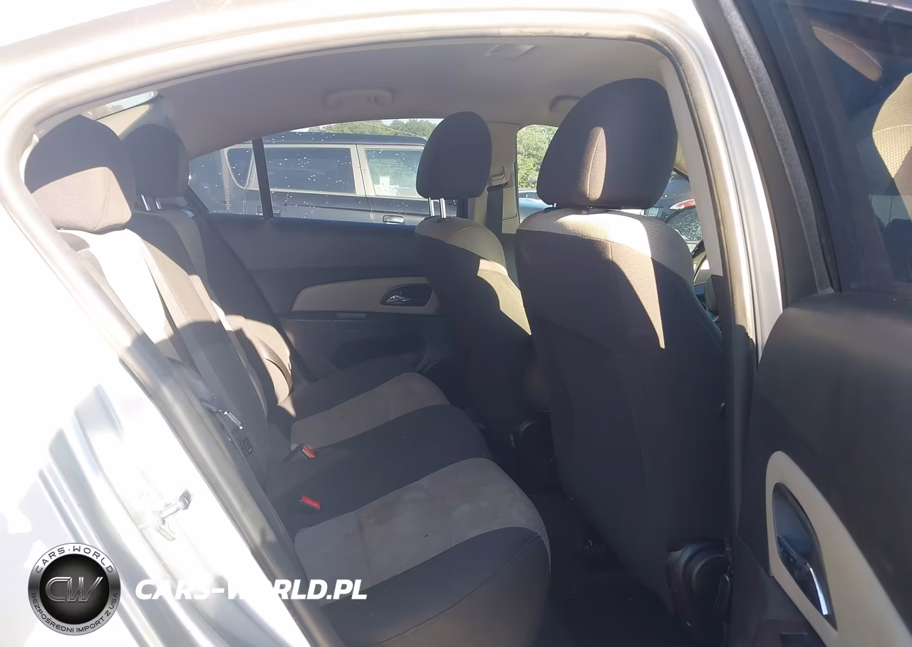 2015 Chevrolet Cruze Ls Auto VIN:1G1PA5SH5F7134314 - 8