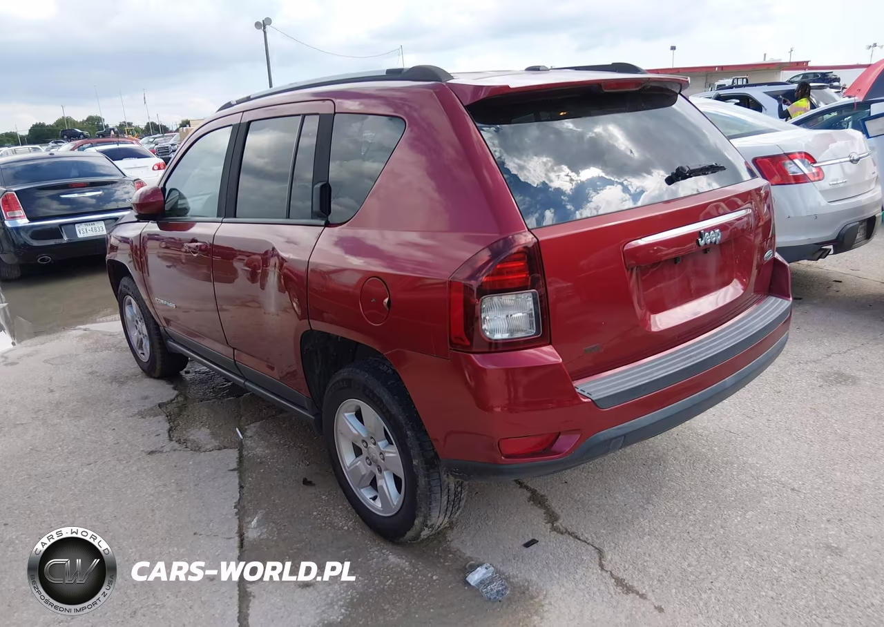 2016 Jeep Compass Latitude VIN:1C4NJCEAXGD789735 - 3