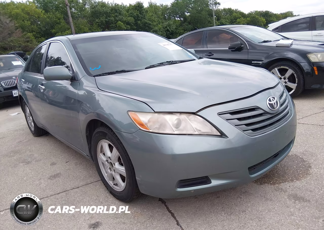 2008 Toyota Camry Le – zdjęcie 1 z 16