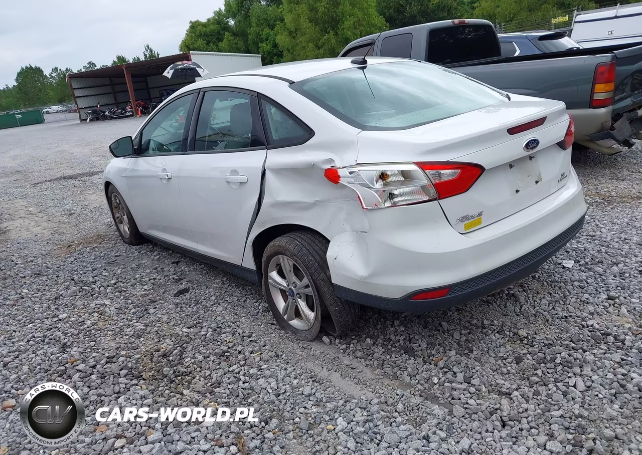 2013 Ford Focus Se VIN:1FADP3F25DL262582 - 3