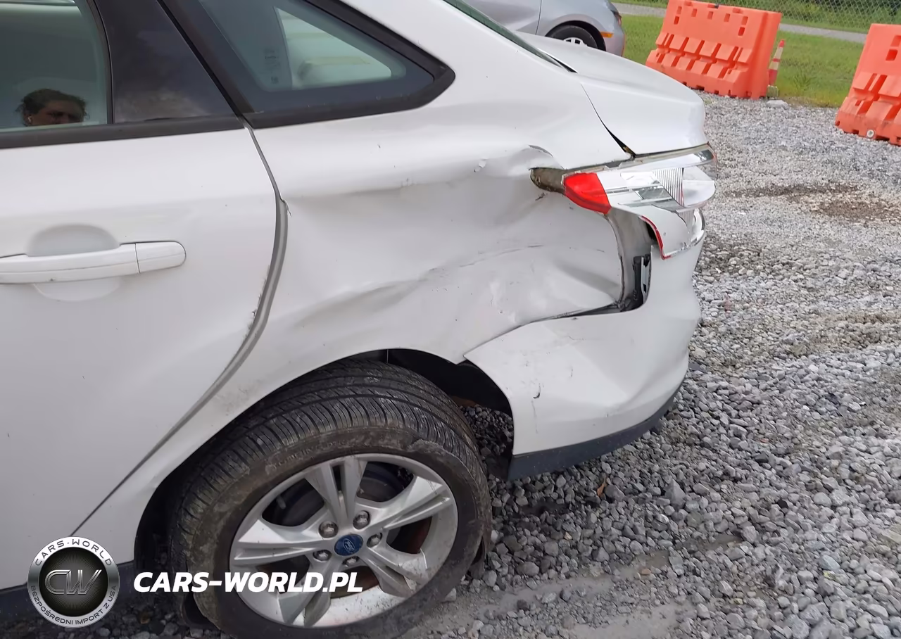 2013 Ford Focus Se VIN:1FADP3F25DL262582 - 6