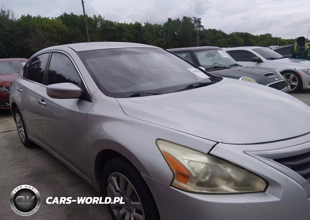 2015 Nissan Altima 2.5 S VIN:1N4AL3AP7FN304064 - 13