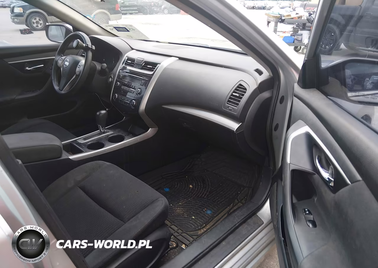 2015 Nissan Altima 2.5 S VIN:1N4AL3AP7FN304064 - 5