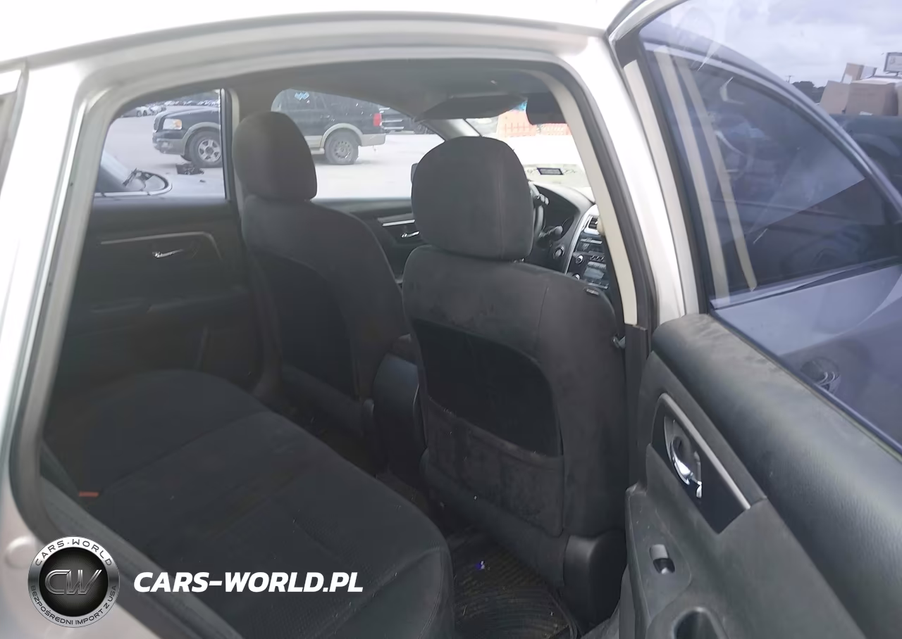 2015 Nissan Altima 2.5 S VIN:1N4AL3AP7FN304064 - 8