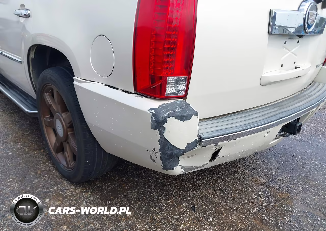 2008 Cadillac Escalade Standard VIN:1GYEC63898R235645 - 6